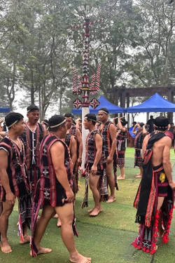 Nét đẹp văn hóa truyền thống của người Cơ Tu qua vũ điệu ‘Tung tung da dá’ giữ gìn bản sắc trong nhịp sống hiện đại Đà Nẵng.