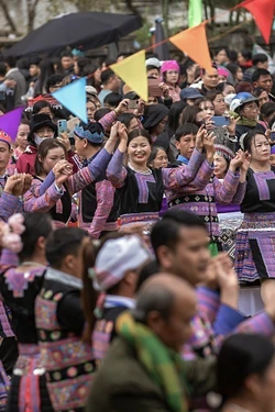 Rộn ràng hội Gầu Tào của đồng bào Mông ở Pà Cò