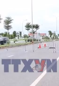 Thái Nguyên: Xuất hiện hố sụt lún trên đường gom Khu công nghiệp Yên Bình