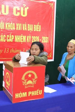 Ngày hội bầu cử sớm của đồng bào dân tộc Đan Lai