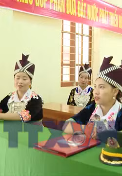 Khi phụ nữ Mông trở thành tuyên truyền viên pháp luật