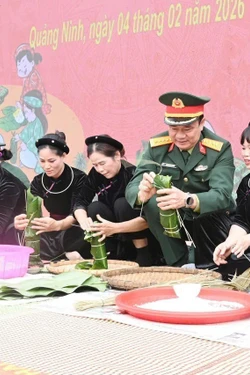 Ấm áp 'Xuân biên cương' nơi địa đầu Tổ quốc