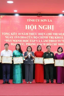 Đẩy mạnh học tập và làm theo tư tưởng, đạo đức, phong cách Hồ Chí Minh ở vùng cao Sơn La
