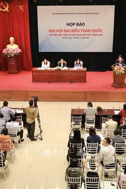 Đại hội đại biểu toàn quốc các dân tộc thiểu số Việt Nam lần thứ II diễn ra từ ngày 2-4/12
