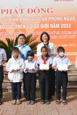 Đắk Lắk thúc đẩy bình đẳng giới, phòng ngừa và ứng phó với bạo lực trên cơ sở giới