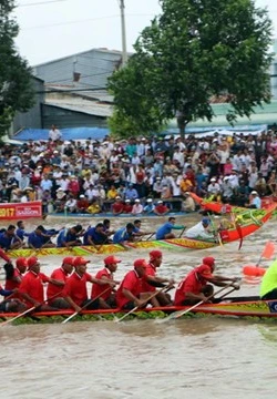 Đảm bảo an ninh, an toàn cho Ngày hội Văn hóa, Thể thao và Du lịch đồng bào Khmer Nam bộ lần thứ VIII