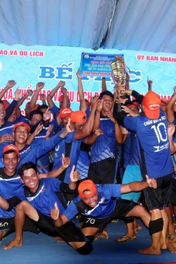 Bế mạc Ngày hội Văn hóa Thể thao Du lịch đồng bào Khmer Nam bộ lần thứ VIII