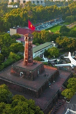 Cột cờ Hà Nội, biểu tượng lịch sử của Thủ đô anh hùng 