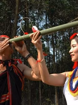 Nét đẹp trong lễ cưới dân tộc Cor