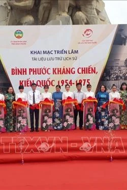Triển lãm tài liệu lưu trữ lịch sử “Bình Phước kháng chiến, kiến quốc 1954-1975”