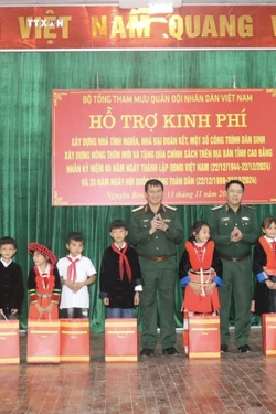 Hỗ trợ xây nhà tình nghĩa, nhà đại đoàn kết tại nơi thành lập Quân đội nhân dân Việt Nam