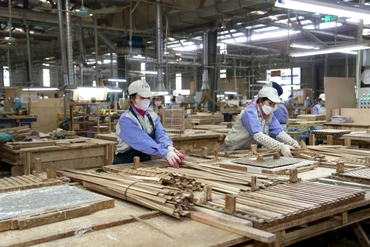 Khai thác lợi thế để phát triển công nghiệp và xây dựng