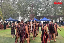 Nét đẹp văn hóa truyền thống của người Cơ Tu qua vũ điệu ‘Tung tung da dá’ giữ gìn bản sắc trong nhịp sống hiện đại Đà Nẵng.