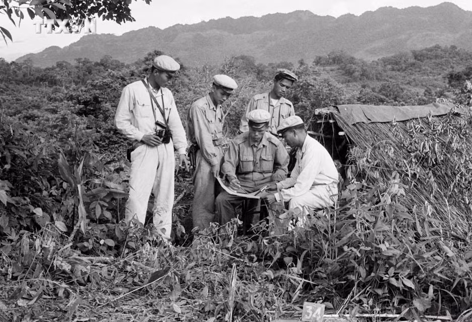 vna_potal_quan_doi_nhan_dan_viet_nam_luon_phat_huy_tinh_than_quoc_te_trong_sang_7764791.jpg