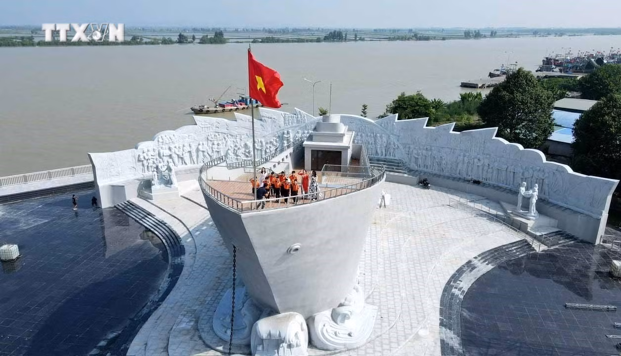 vna_potal_khu_luu_niem_dong_bao_mien_nam_tap_ket_ra_bac_tai_thanh_hoa_7665041.jpg