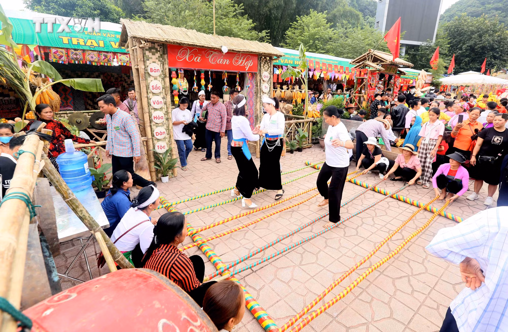 vna_potal_son_la_soi_noi_tuan_van_hoa_du_lich_moc_chau_nam_2024_7568417.jpg