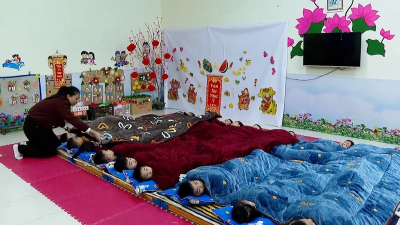 Bảo đảm sức khỏe cho học sinh vùng cao trong những ngày rét đậm