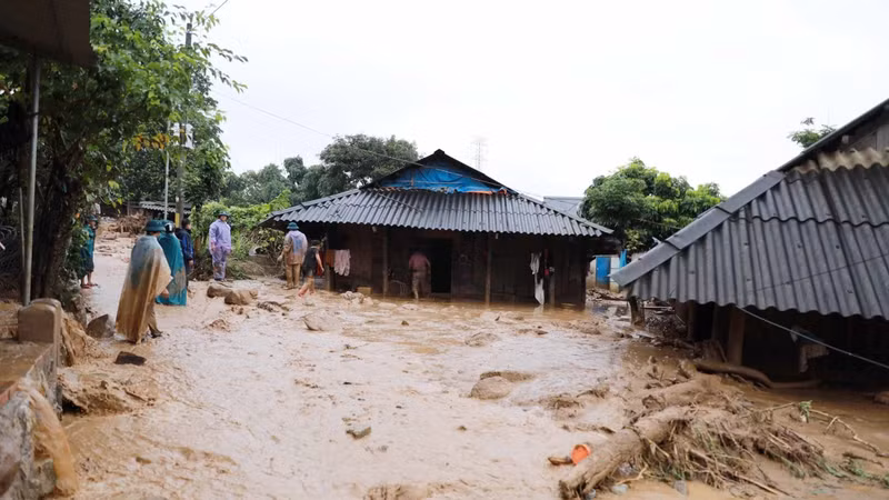 Lũ quét tan hoang tại xã Mường Than, tỉnh Lai Châu