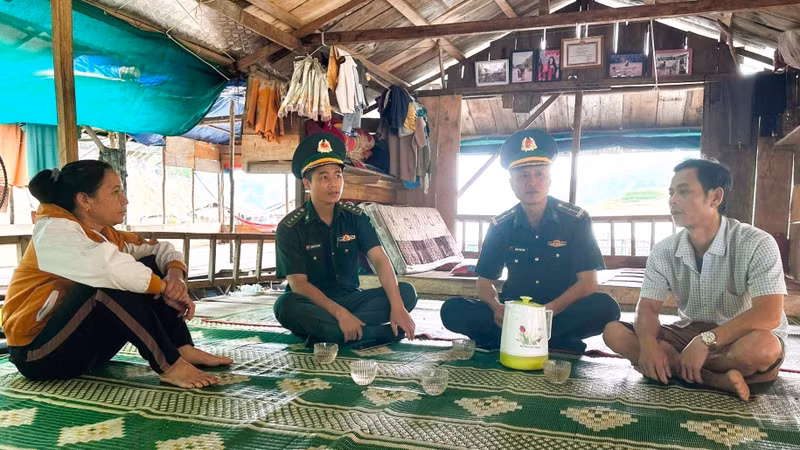 Những người không ngủ nơi phên dậu Tổ quốc