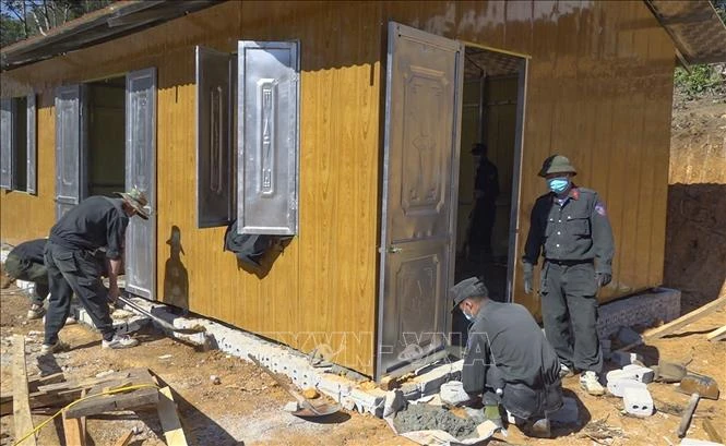 Dồn sức hoàn thiện hơn 1.000 nhà ở mới cho hộ nghèo huyện vùng cao Điện Biên Đông