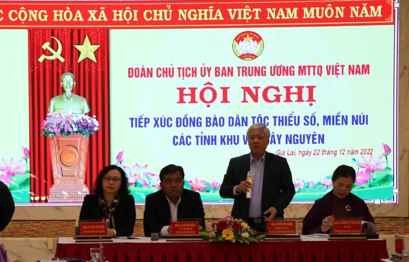 Nâng cao chất lượng hệ thống chính trị cơ sở, giữ vững quốc phòng, an ninh vùng Tây Nguyên