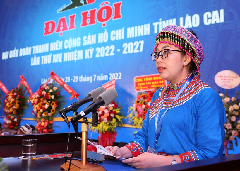 Bí thư tỉnh đoàn Lào Cai nhiệm kỳ 2022-2027 Giàng Thị Mai phát biểu khai mạc đại hội. Ảnh: Quốc Khánh - TTXVN