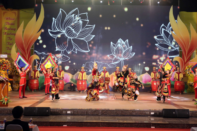 Biểu diễn nghệ thuật tại Lễ hội Quán Thế Âm Ngũ Hành Sơn năm 2025. Ảnh: Trần Lê Lâm - TTXVN potal-da-nang-khai-mac-le-hoi-quan-the-am-ngu-hanh-son-nam-2025-7916179.jpg