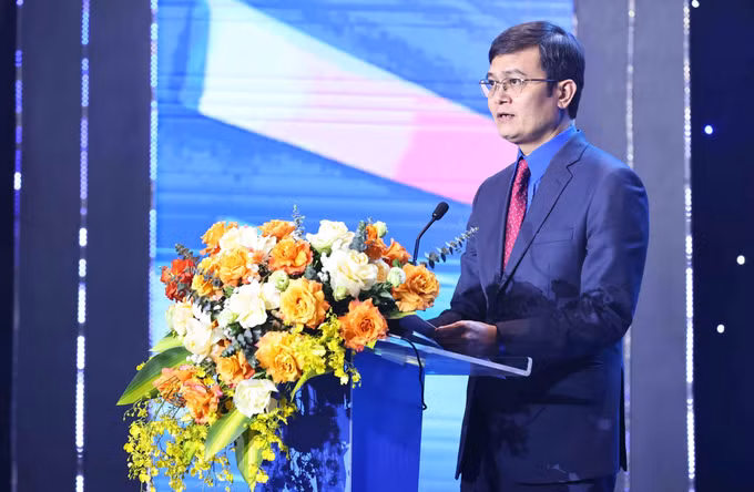 Bí thư thứ nhất Trung ương Đoàn Bùi Quang Huy phát biểu. Ảnh: Minh Đức – TTXVN