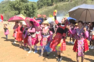 Đồng bào Mông Tà Số vui xuân, đón Tết cổ truyền