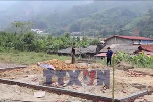 Lào Cai đẩy nhanh tiến độ làm nhà cho người dân vùng lũ