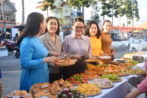 Khai mạc Tuần lễ Văn hóa - Ẩm thực 'Lan tỏa hương vị Xứ Dừa'
