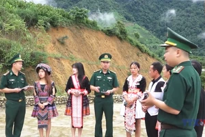 Giữ bình yên vùng phên dậu tổ quốc