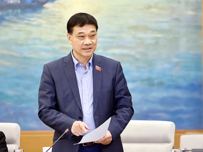 potal-ubtv-quoc-hoi-cho-y-kien-ve-du-an-tuyen-duong-sat-lao-cai-ha-noi-hai-phong-7848990.jpg