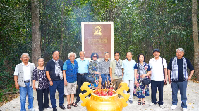 potal-50-nam-thong-nhat-dat-nuoc-doan-nguyen-can-bo-thong-tan-xa-giai-phong-ve-nguon-tai-tay-ninh-7948112.jpg