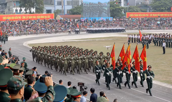 vna_potal_so_duyet_le_ky_niem_70_nam_chien_thang_dien_bien_phu_7356759.jpg