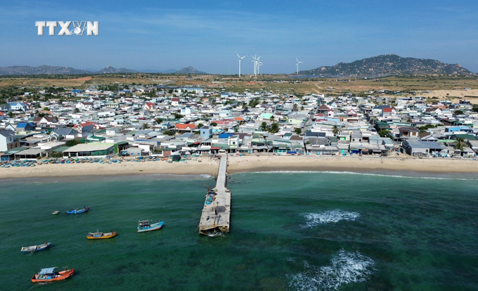 Vùng ven biển xã Phước Dinh (Thuận Nam, Ninh Thuận). Ảnh: Nguyễn Thành – TTXVN vna_potal_ninh_thuan_xay_dung_nong_thon_moi_dam_bao_tinh_kha_thi_hieu_qua_7266698.jpg