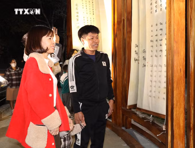 vna_potal_doc_dao_khong_gian_di_san_co_thi_o_hoi_quan_duc_thuy_son_7725088.jpg