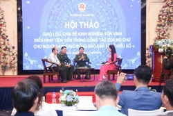 Xóa mù chữ - chìa khóa để phát triển giáo dục vùng đồng bào dân tộc thiểu số