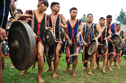 Nghệ thuật cồng chiêng là loại hình không thể thiếu được trong đời sống văn hóa của người Gia Rai. ảnh: internet Nghệ thuật cồng chiêng là loại hình không thể thiếu được trong đời sống văn hóa của người Gia Rai. ảnh: internet