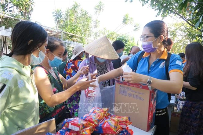 Thành phố Hồ Chí Minh: "Phiên chợ 0 đồng" ấm lòng bệnh nhân nghèo
