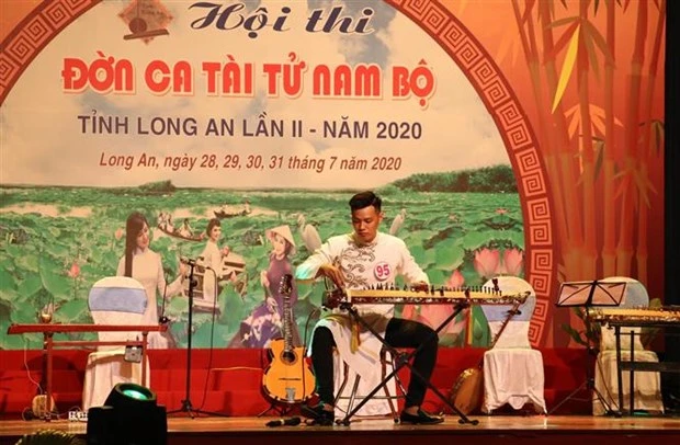 Tạo sức sống mới cho nghệ thuật đờn ca tài tử Nam Bộ - Bải 1