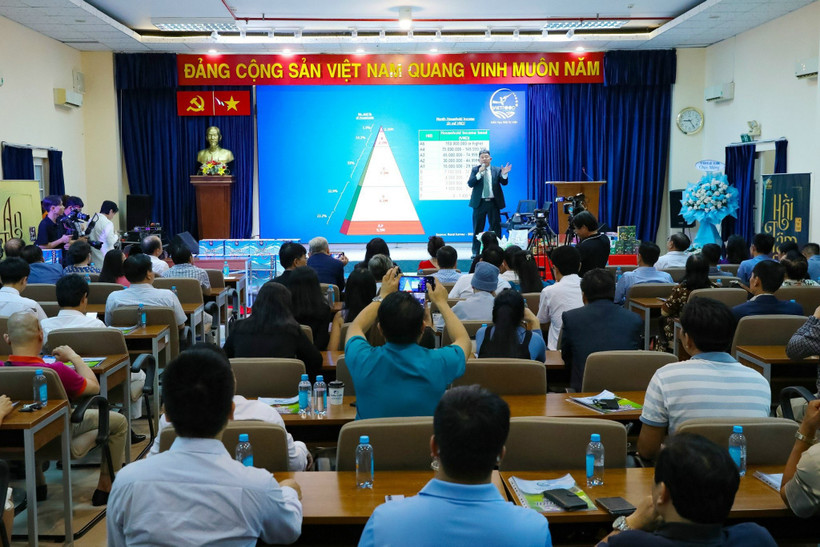 Toàn cảnh buổi ra mắt Dự án an sinh cho 6 triệu hộ gia đình thu nhập thấp 