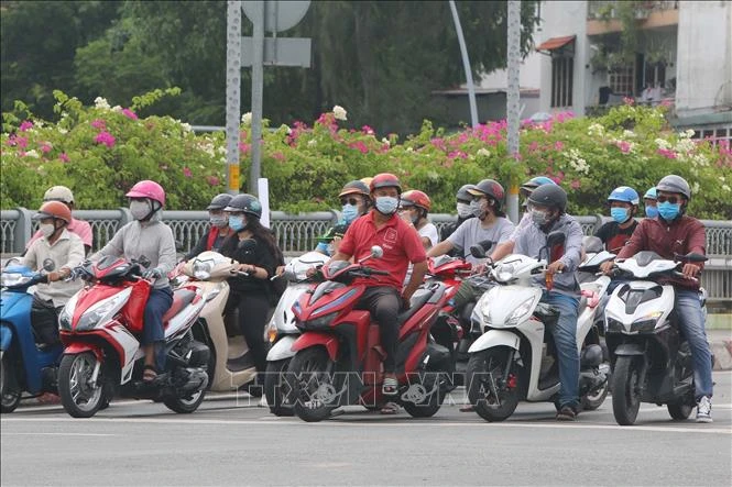 Thành phố Hồ Chí Minh tiếp tục rà soát người từng đến Đà Nẵng, khoanh vùng cách ly những trường hợp tiếp xúc với người mắc COVID-19 
