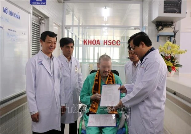 ICA cung cấp thiết bị hỗ trợ điều trị COVID-19 cho Bệnh viện Chợ Rẫy