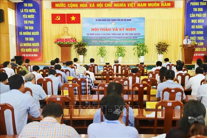 Gìn giữ “bức tường xanh” để bảo vệ môi trường Thành phố Hồ Chí Minh