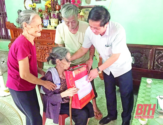 Thanh Hóa quan tâm chăm lo, thực hiện chính sách đối với người có công