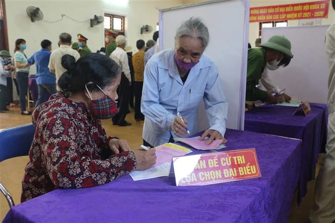 Ngày hội non sông trên quê hương Bác