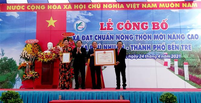 Phú Nhuận trở thành xã nông thôn mới nâng cao đầu tiên của Bến Tre