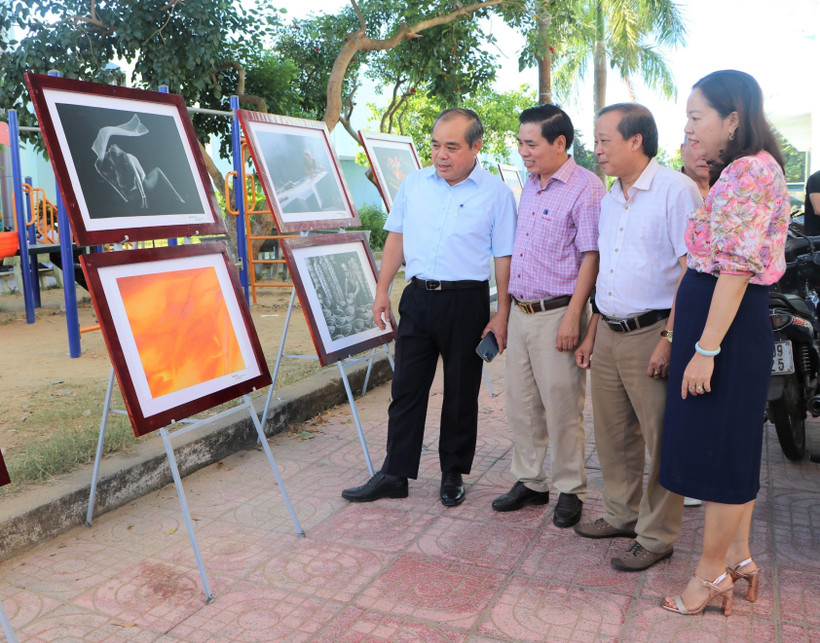 Khai mạc Liên hoan ảnh nghệ thuật khu vực Nam Trung Bộ và Tây Nguyên lần thứ 28
