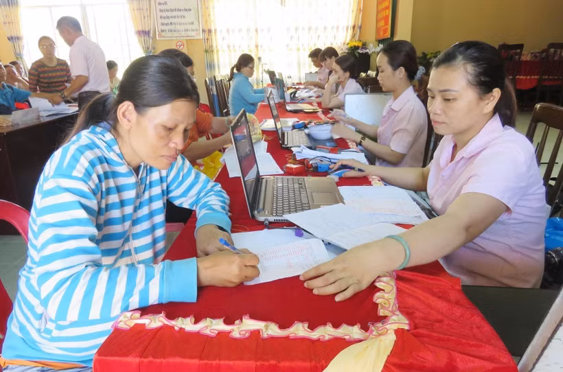 Trao cơ hội thoát nghèo cho đồng bào miền núi từ vốn vay ưu đãi ở Phú Yên 